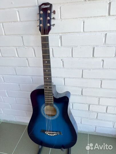 Гитара акустика