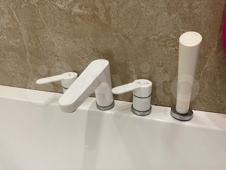 2-к. квартира, 60,4 м², 1/3 эт.