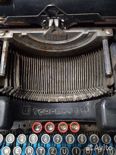 Пишущая машинка