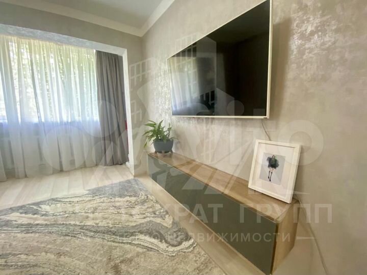 2-к. квартира, 50 м², 5/5 эт.