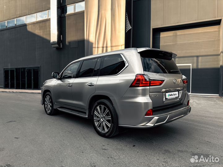 Lexus LX 5.7 AT, 2016, 124 498 км