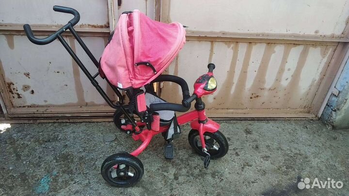 Детский трехколесный велосипед