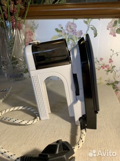 Портативный складной утюг Германия