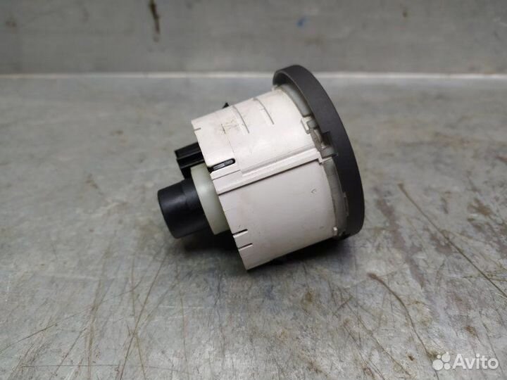 Переключатель света фар Skoda Octavia (A5 1Z)