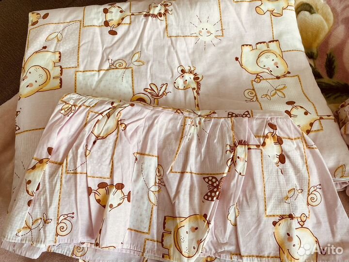 Набор в детскую кроватку