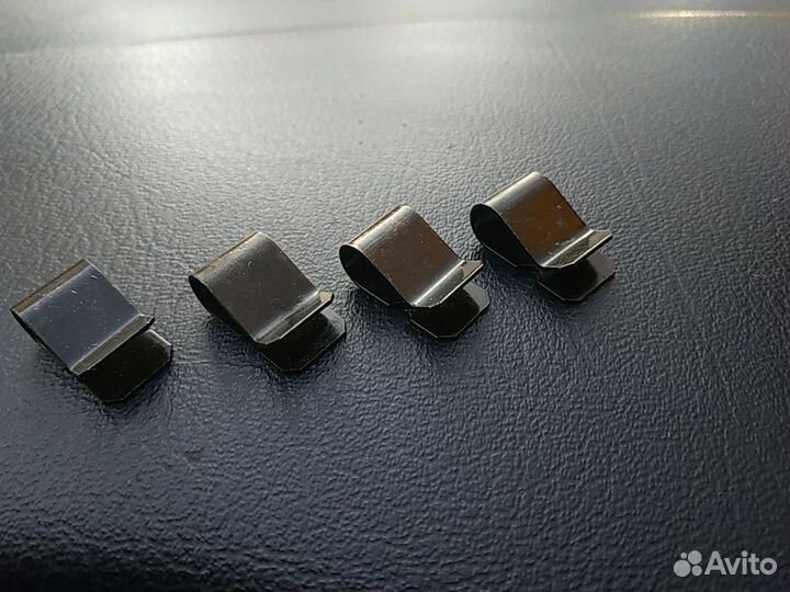 Скоба крепления брызговика vw t4