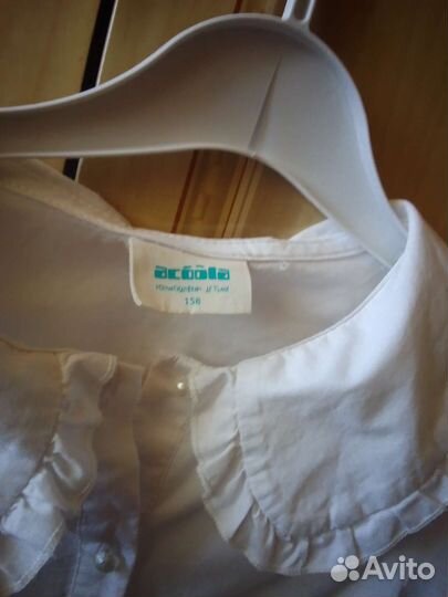 Блузка белая