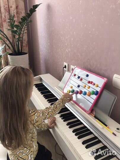 Уроки фортепиано,репетитор по сольфеджио