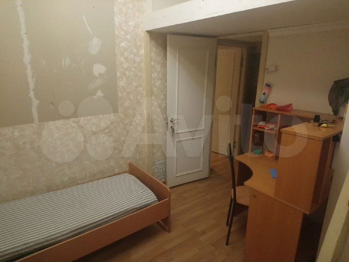 Комната 12 м² в 3-к., 5/5 эт.