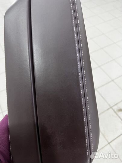 Подлокотник BMW G30