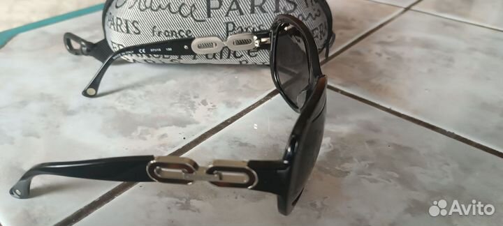 Солнцезащитные очки женские брендовые