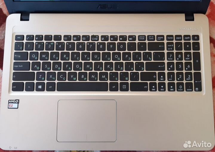 Asus R540YA-XO808T