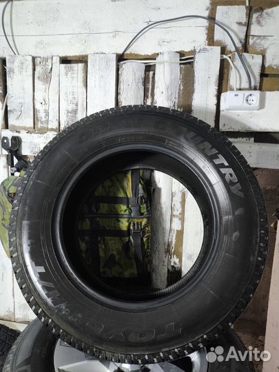 Toyo Open Country H/T 275/60 R18 111H