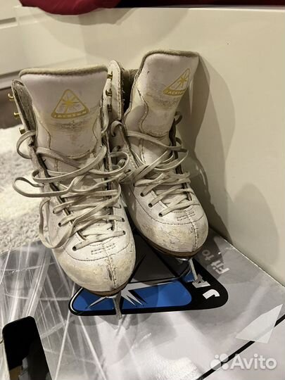 Фигурные коньки jackson elle