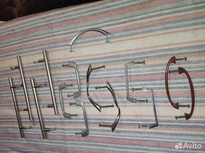 Мебельные ручки