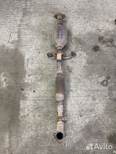 Приемная труба глушителя Mazda 626 GF 2.0 FS 2001