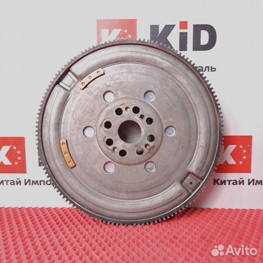 Маховик Changan Uni-T