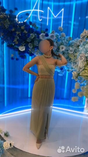 Вечернее платье