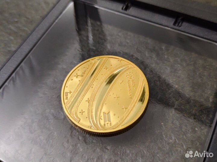 BTS монета к 10 летию