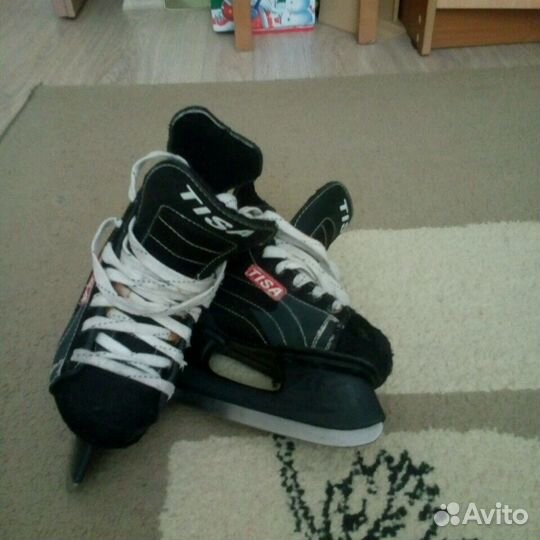 Коньки хоккей