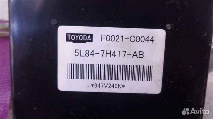 Блок управления раздаточной коробкой Ford Escape