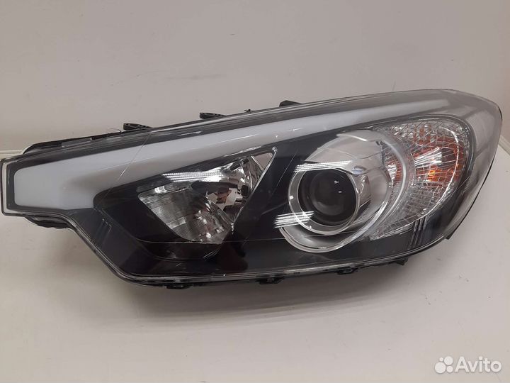 Фара левая Kia cerato 3