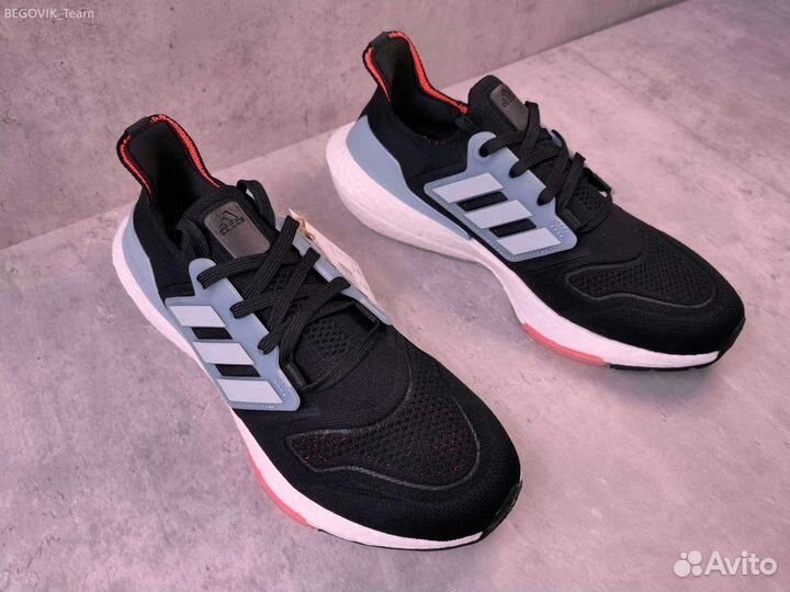 Кроссовки адидас мужские 22