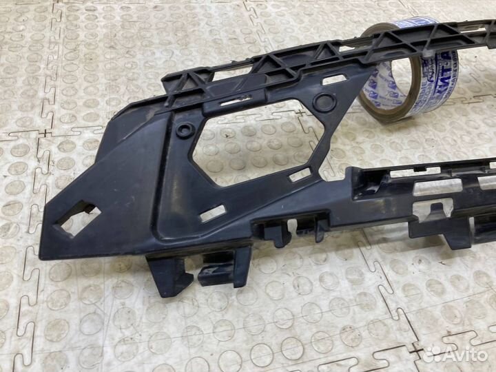 Кронштейн бампера передний левый Skoda Kodiaq