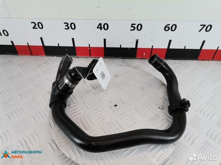 Патрубок радиатора Peugeot 406 рест. 2001 1351EC