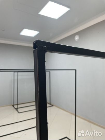 Вешалка напольная