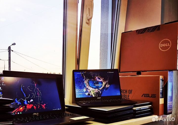 Ноутбуки продаются всвязи с закрытием офисов