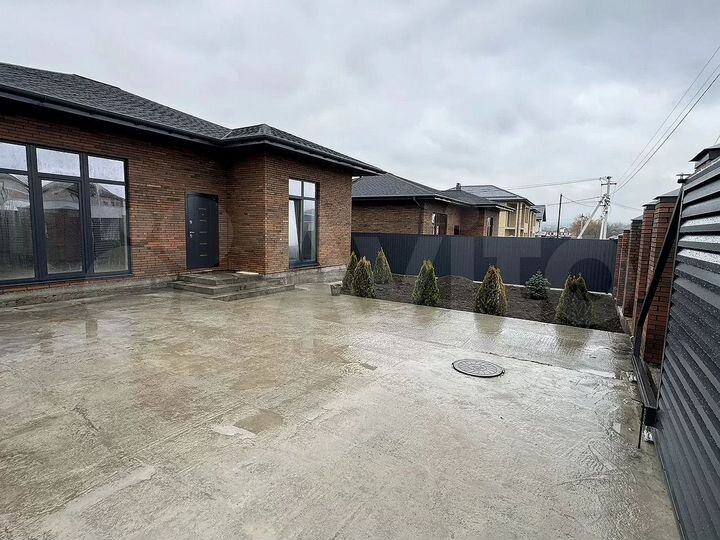 Дом 110 м² на участке 5,5 сот.