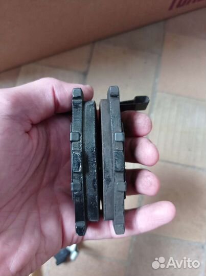 Тормозные колодки задние