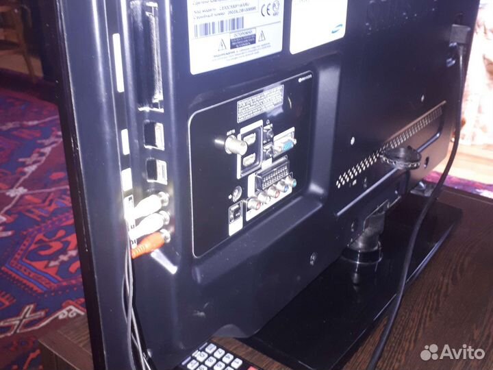 Телевизор Самсунг ЖК 32 дюйма, дигональ 81 см