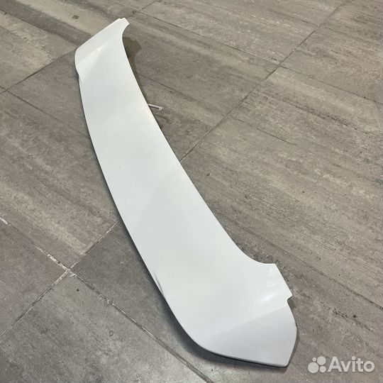 Спойлер Toyota Prius Alpha 7687147050 ZVW40