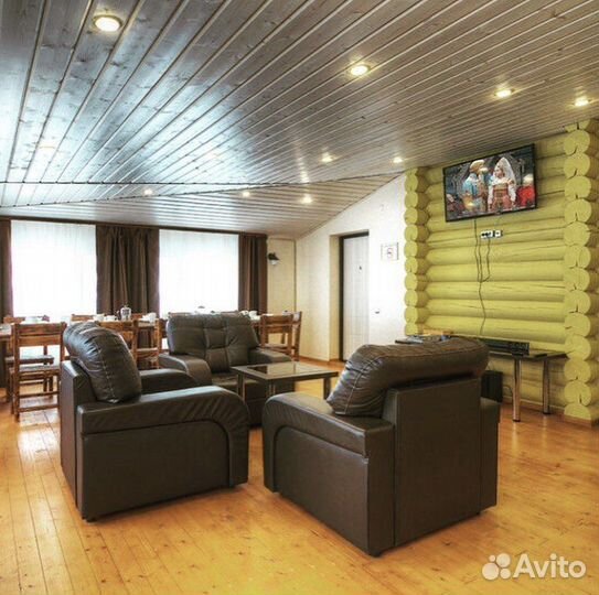 Снять зал для банкетов у реки