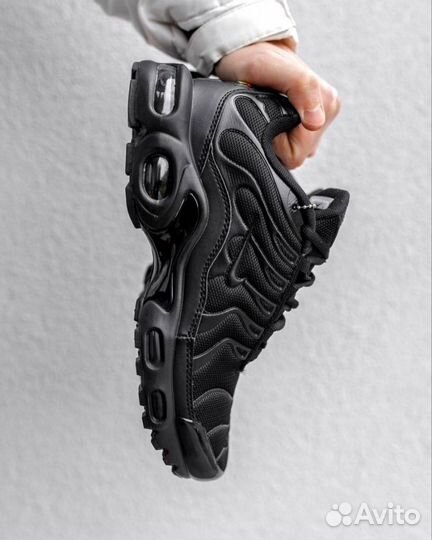 Кроссовки Nike Air Max Tn Plus