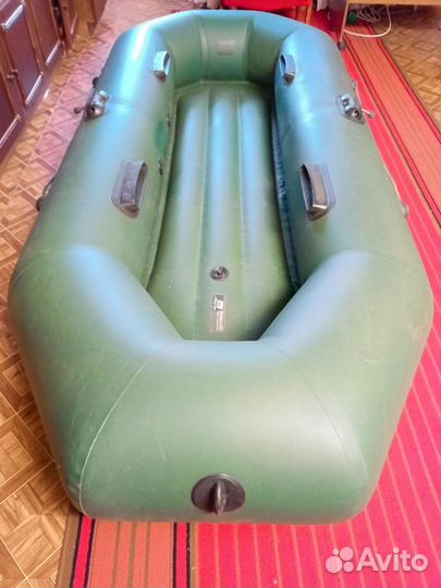 Продам лодку бу