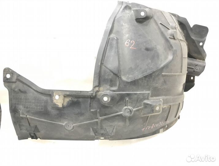 Подкрылок передний левый Nissan Skyline Crossover