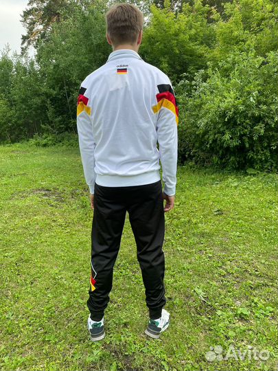 Костюм спортивный adidas 