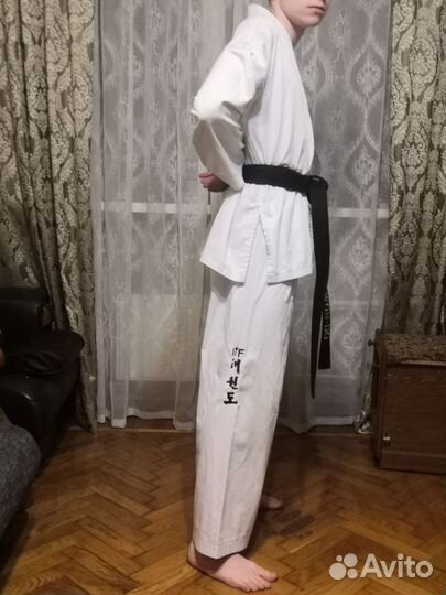 Пояса разного цвета для тхэквондо