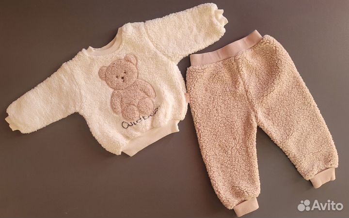 Комплект одежды новый 74