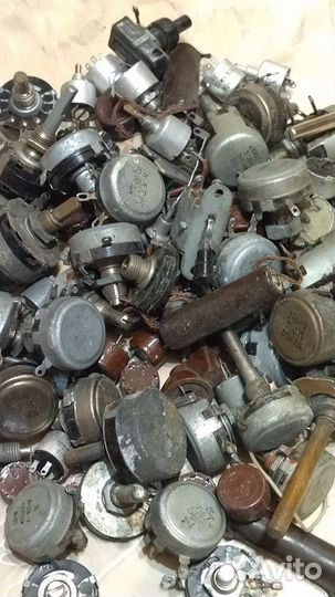 Радиодетали ссср.Резисторы переменные