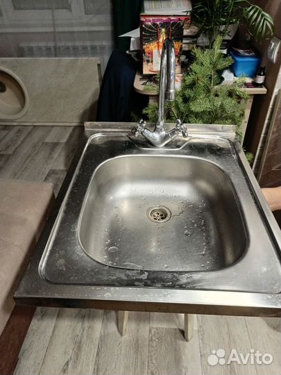 Мойка накладная б/у