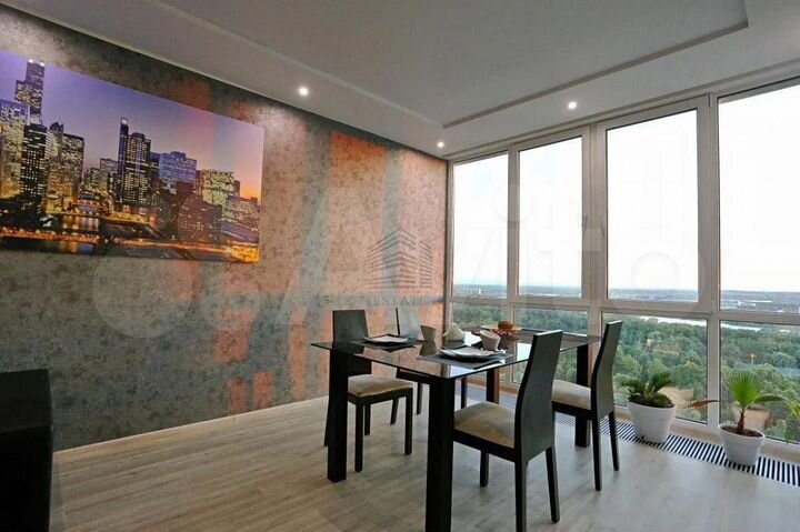 3-к. квартира, 130 м², 20/22 эт.