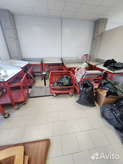 Сейфы, шкафы, каталки, тележки, столы