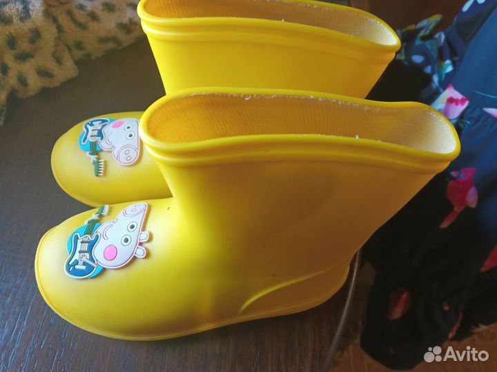 Резиновые сапожки