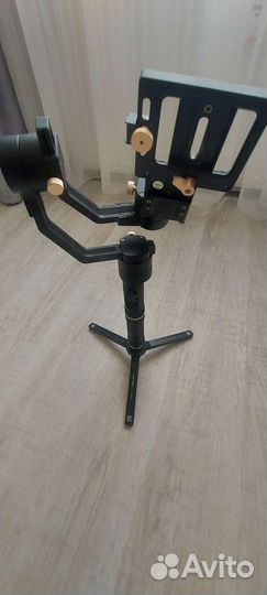 Электронный стабилизатор Zhiyun Crane Plus