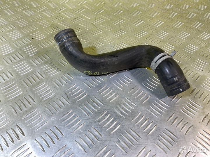 Патрубок системы охлаждения Nissan Navara (D40)