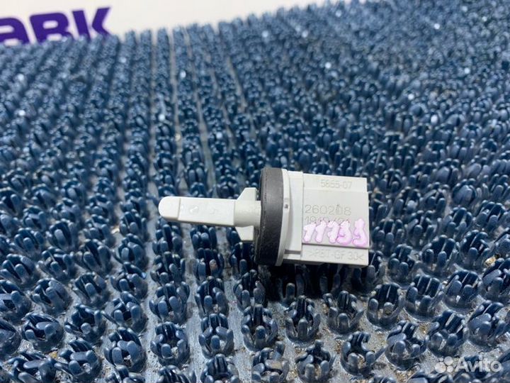 Датчик температуры воздуха Volkswagen Passat